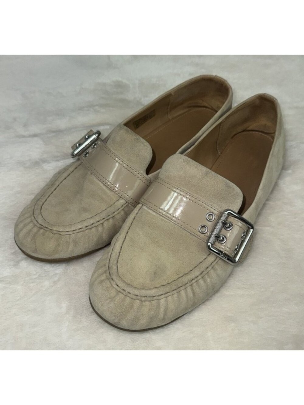 UGG Women’s Size 9.5 Charlotte Buckle Loafers Beige Tan Suede Leather